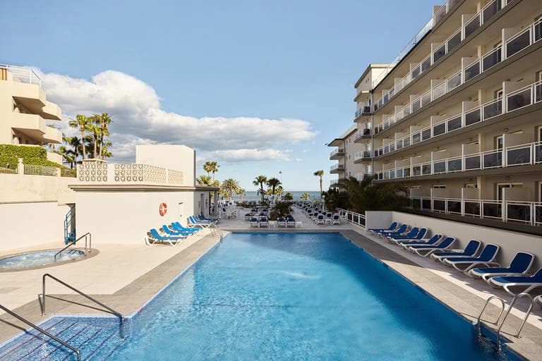 Topdeal Benalmádena: 8 dagen Las Arenas by Meliá voor €500