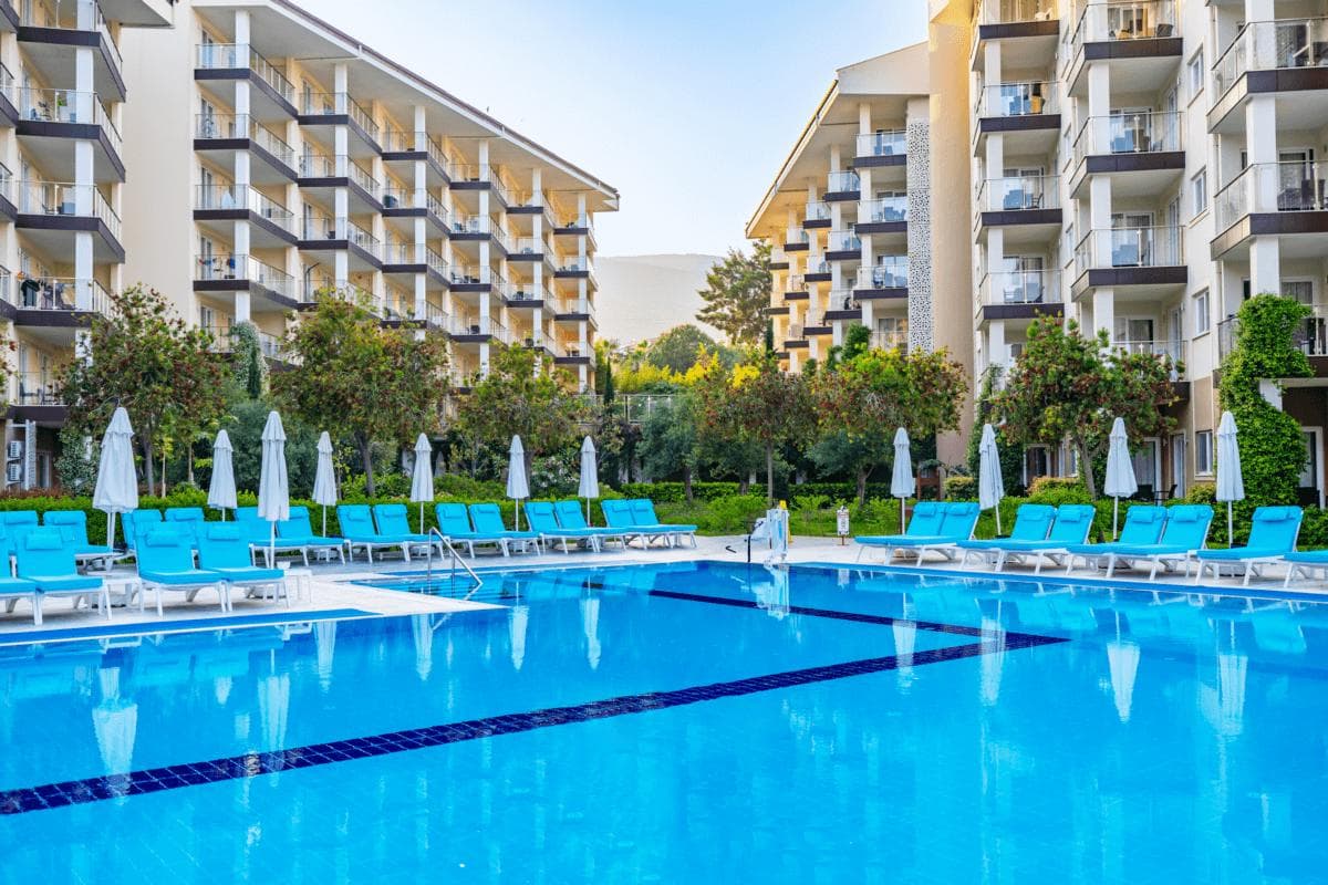 Ramada by Wyndham Kusadasi en Golf 2