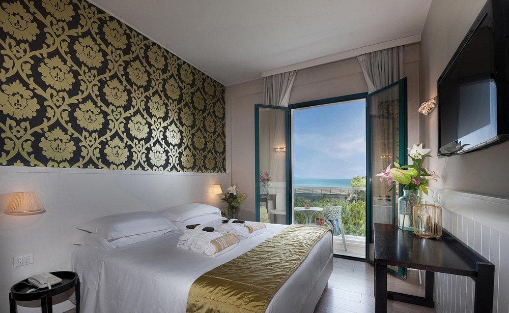 Villa Rosa Riviera