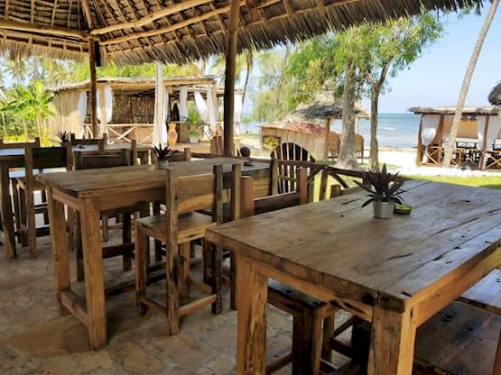 Paradise Beach Resort 1