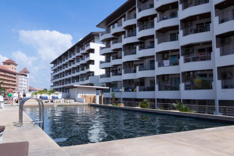 Topdeal: 9 Dagen in Jomtien Plaza Residence Pattaya voor €694!