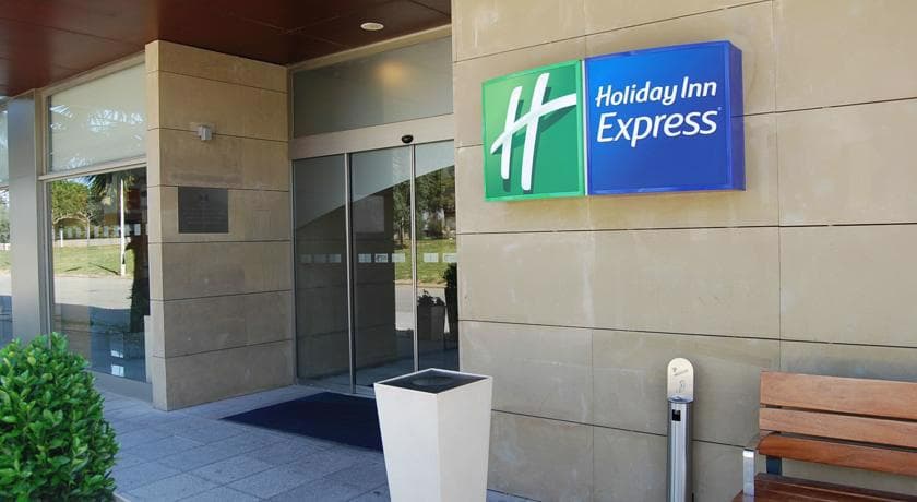 Holiday Inn Valencia Bonaire 4