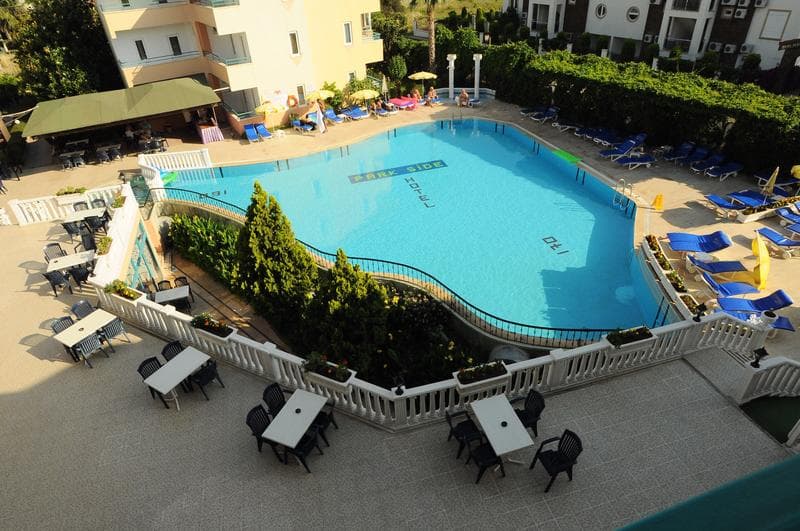 Hotel Clover Magic Park Side 2