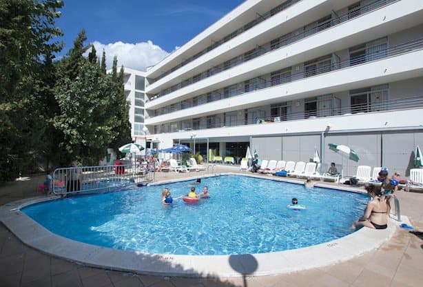 Med Playa Esmeraldas 3