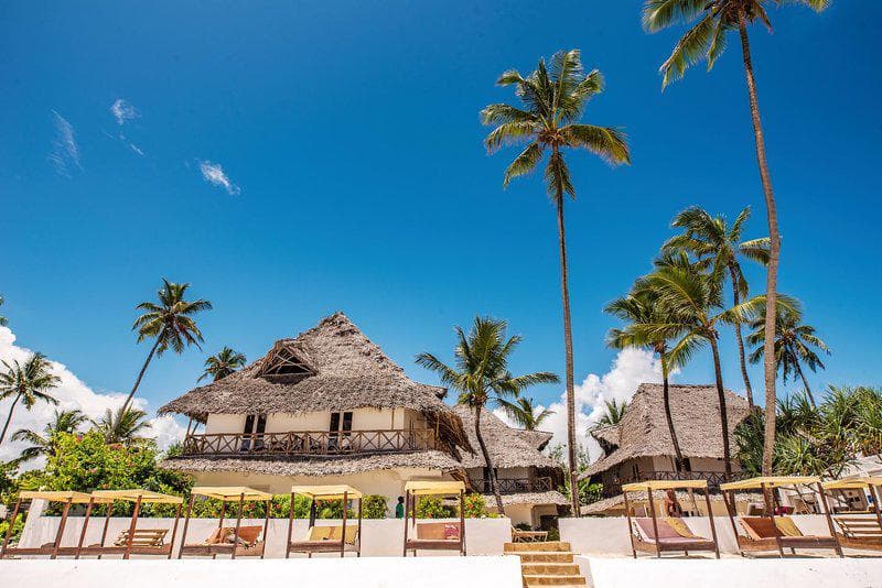 AHG Dream s Bay Beach 4