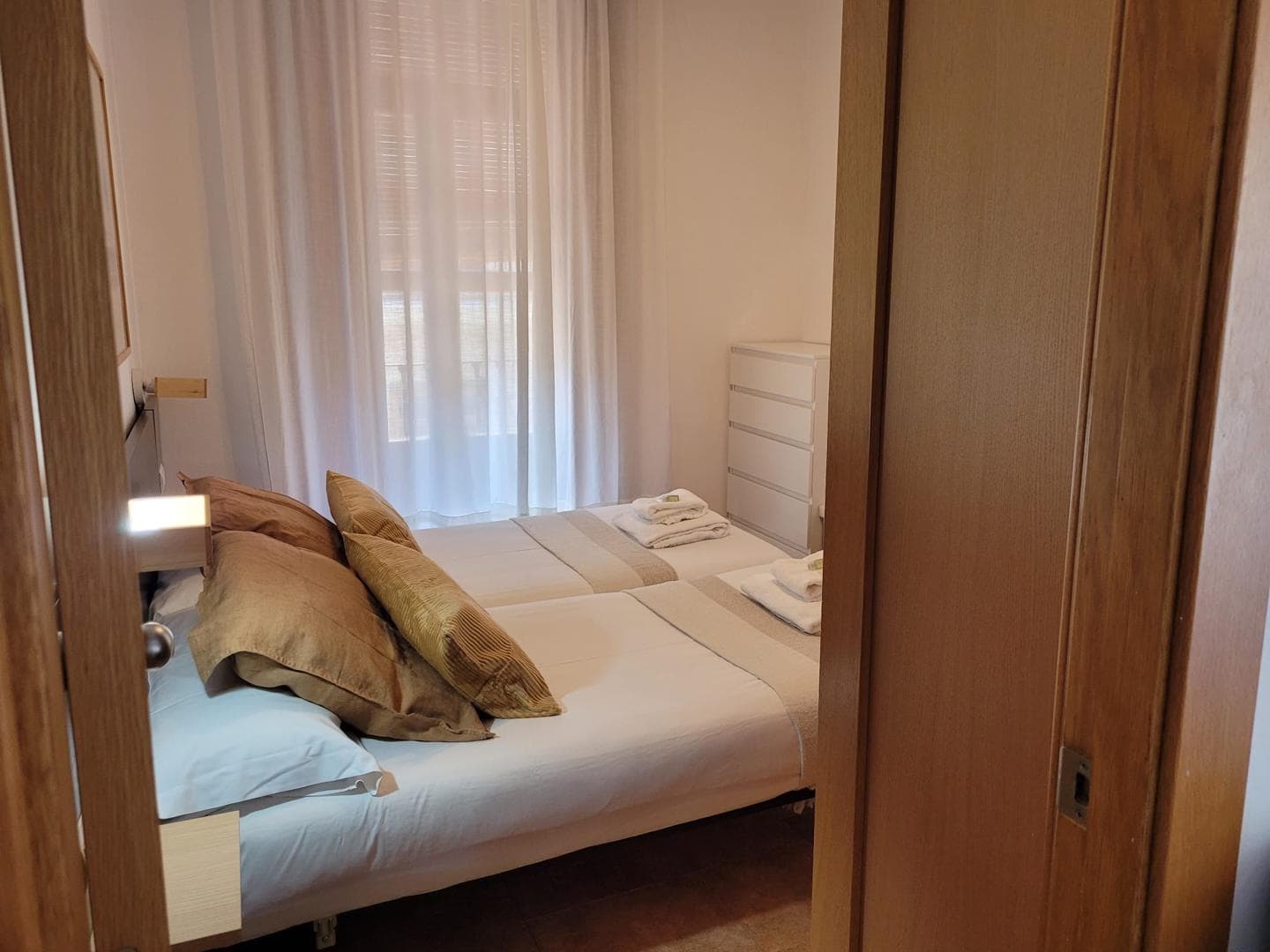 Living Valencia Apartments 2