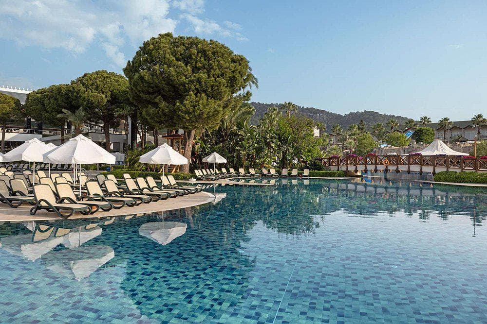 Topdeal: 8 dagen Dobedan World Palace Kemer voor maar €738!