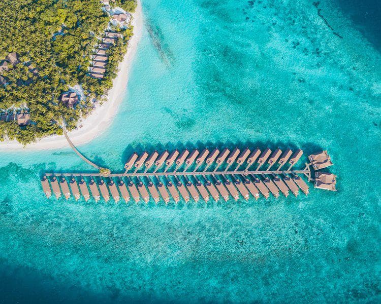 Reethi Faru Resort 3