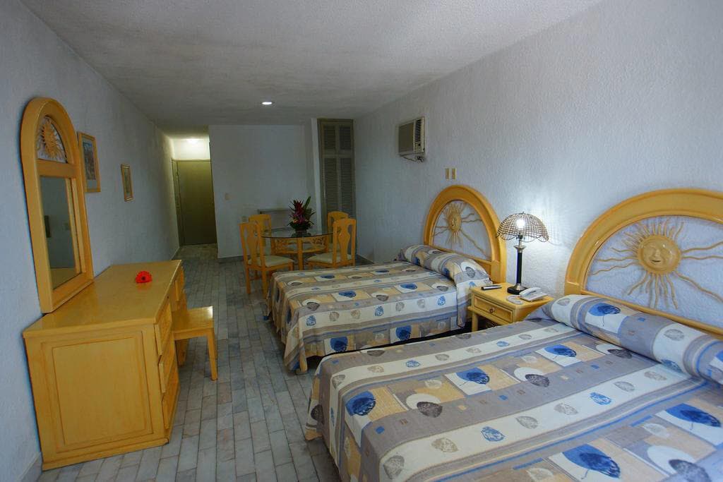 Imperial Las Perlas 1