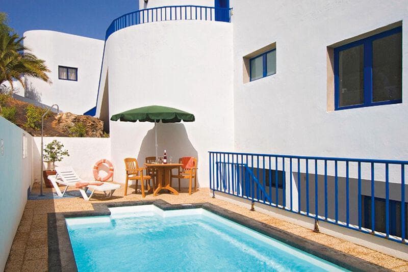 Spotgoedkoop: 8 dagen Club Pocillos in Puerto Del Carmen voor €380