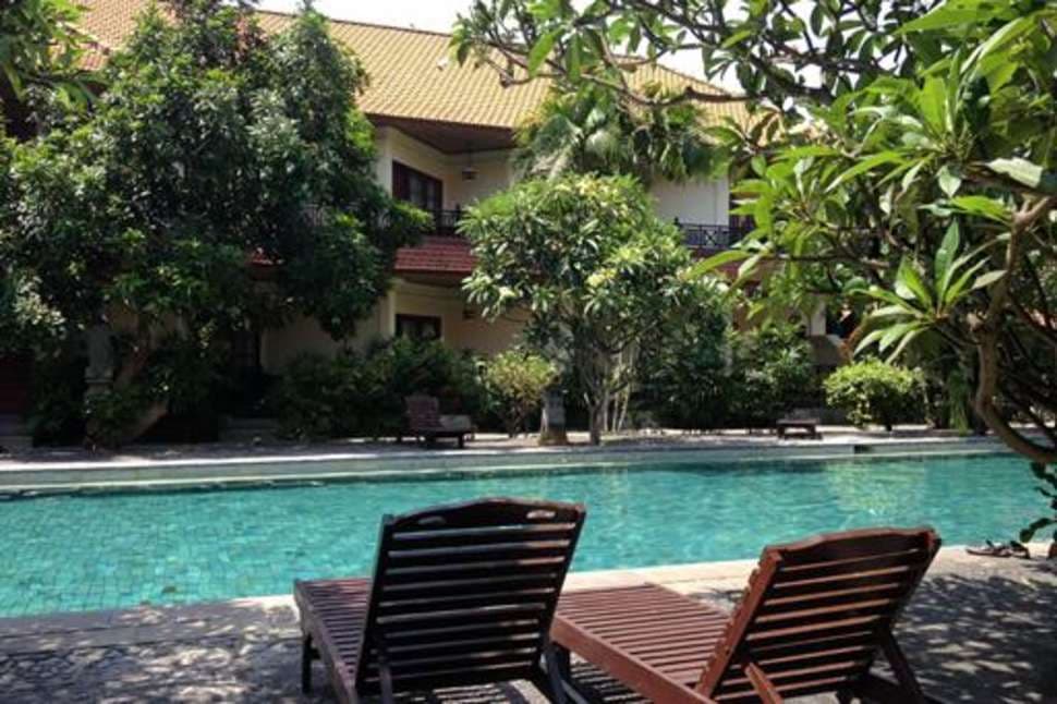 Bumas Hotel